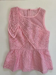 NWT Lilly Pulitzer Top Cotton Eyelet Pink Sleeveless Round Neck SZ 2 - Picture 1 of 12