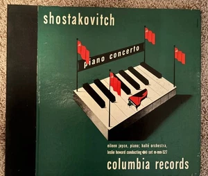 Shostakovitch Piano Concerto 78 RPM album set - Picture 1 of 3
