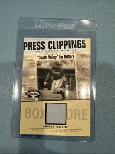 2003 Fleer Box Score Press Clippings Jerseys Andruw Jones #AJ-PC - Picture 1 of 2