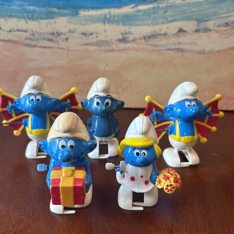 Vintage 1982 Smurfs Wind Up Toy Lot Walking Figures Smurfette Flying Smurf - Image 1 of 4