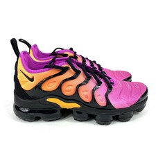 black nike air vapormax plus women's