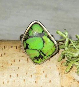 Natural Green Copper Turquoise Estate Sterling Silver Ring Size 6.25 HL27 - Picture 1 of 3