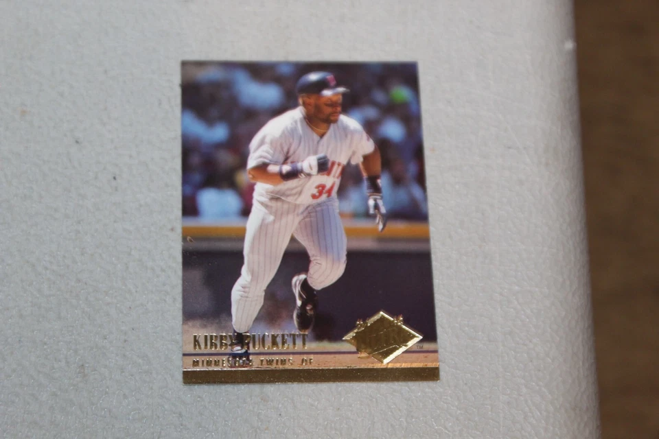 ODDBALL INSERT BASE TWINS KIRBY PUCKETT  Baseball Card Complete Finish Your List - Image 1 of 1