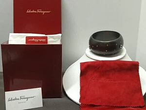 Vintage Salvatore Ferragamo Cuff Bracelet Wood Brown with Original Box Small - Picture 1 of 12