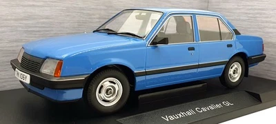 Modelo de coche grupo escala 1/18 MCG18648 - Vauxhall Cavalier L - azul Foto 1 de 4
