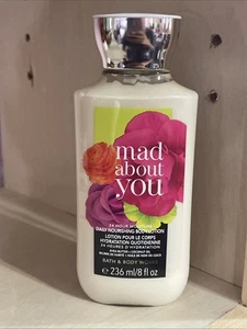 Nueva loción corporal Bath & Body Works Mad About You 8 oz - Imagen 1 de 2