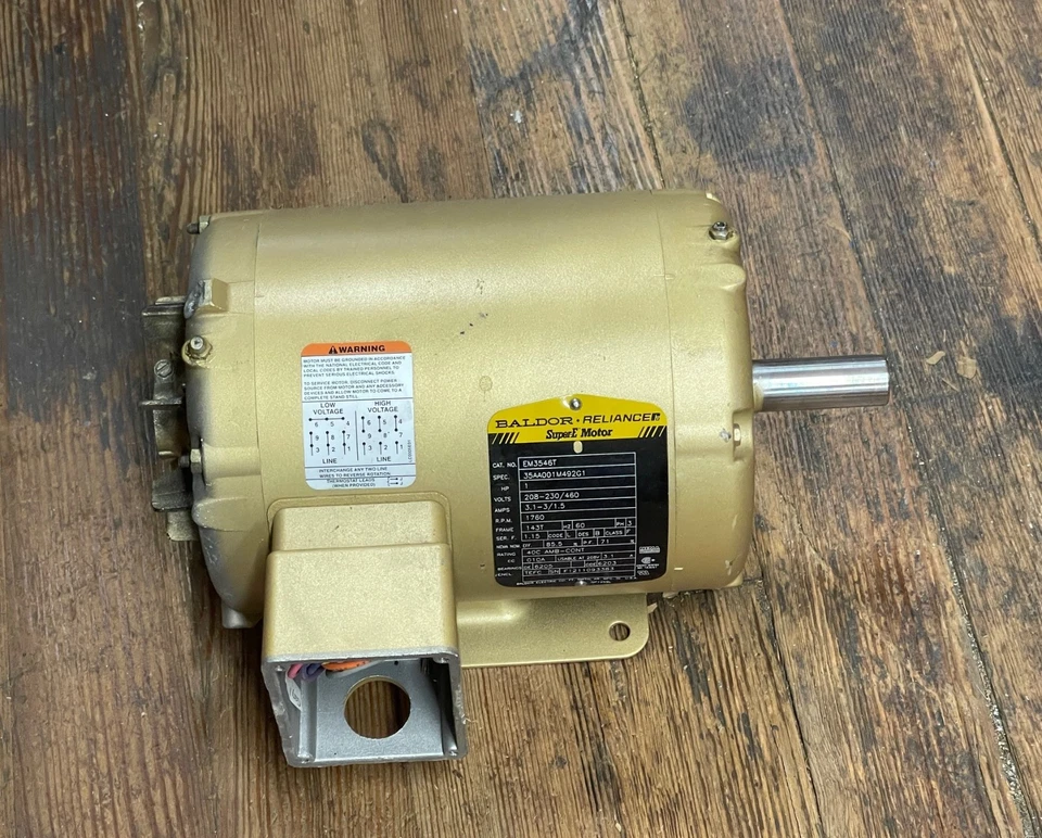 BALDOR EM3546T SUPER-E MOTOR 1HP 3PH 208-230/460V 7/8" KEY SHAFT MISSING COVERS - Image 1 of 4