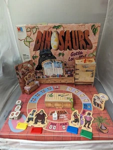 Dinosaurs Gotta Love Me 3d gioco da tavolo di Milton Bradley vintage 1991 - Foto 1 di 18