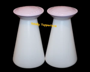 Juego de 2 impresiones de sal y pimienta Tupperware púrpura lavanda vintage - Imagen 1 de 3