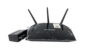 Netgear WAC124 AC2000 Dwuzakresowa router punktu dostępowego WiFi WAC124-100PES - Zdjęcie 1 z 4