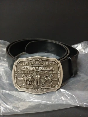 Cinturón de cuero negro vintage Levi Strauss & Co/hebilla con acabado de estaño Foto 1 de 3