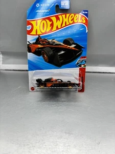 Hot Wheels (Track Aces)  2025 -      "Formula E Gen3" - Picture 1 of 4