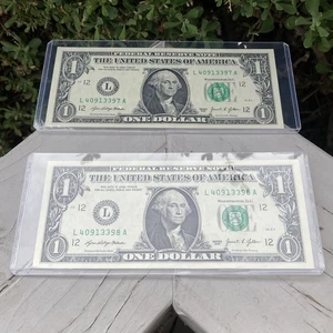 2021 - $1 Dollar Federal Bank Note Sequential Serial Note Pair Uncirculated - Picture 1 of 4