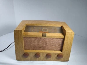 1949 RCA Victor 8R76 Tube Radio Blonde Bakelite TESTED WORKS - Picture 1 of 12