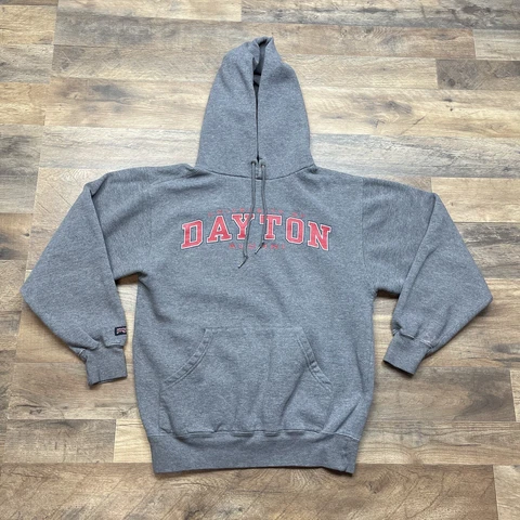 Dayton Flyers Hoodie Sweatshirt Men’s Small Ohio College Cotton Adult Retro Vtg Cover