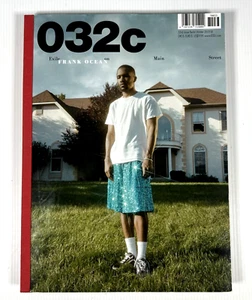 032c Magazine 33rd Issue Berlin Winter 2017/18 Frank Ocean with All Stickers - Picture 1 of 24