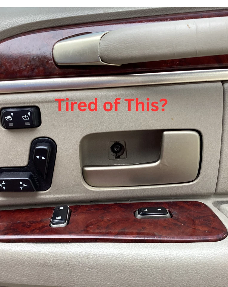 Lincoln Town Car 2003-2011  Door Handle Cupola Screw Cap Cover Lincoln Emblem - Image 1 of 4