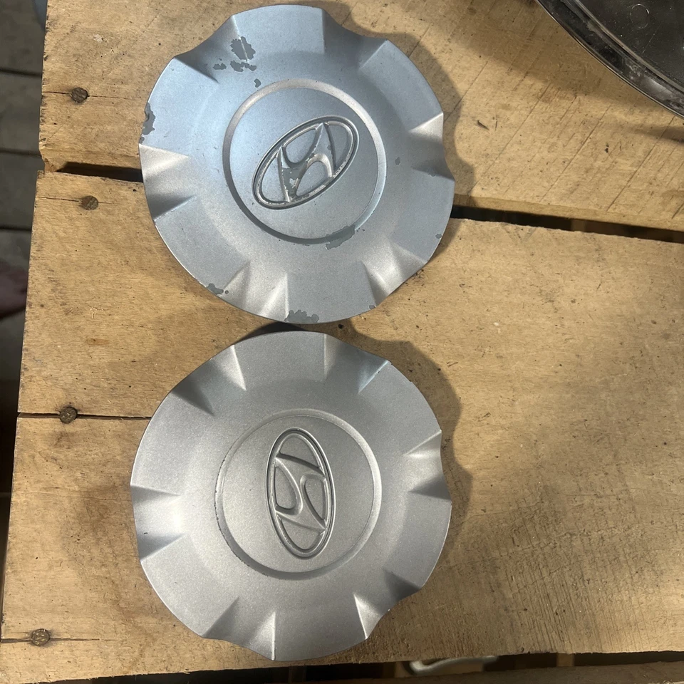 Juego Tapacubos Centrales Rueda Para Hyundai Accent 2005-2011 52962-1E100 (14 CM) Juego (2) Foto 1 de 4