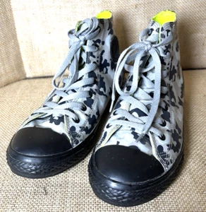 Sneakers alte CONVERSE ALL STAR Junior grigie in gomma mimetica taglia US 6 mandrini - Foto 1 di 7