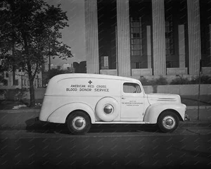 Camion Croce Rossa 1942 vintage 8x10 ristampa di vecchia foto - Foto 1 di 1