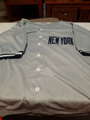 Sparky Lyle Signed Yankees Jersey - Image 1 of 4