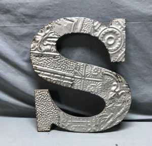 Dekorative Bergungsdose Decke 16" Patchwork Silber Metall Vintage Buchstabe S 1793-24B - Bild 1 von 10