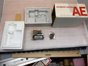 RELÉ ELÉCTRICO AUTOMÁTICO PP 70060 39 J Relé 6000 Ohmios, Nuevo de Lote Antiguo, Envío Rápido - Imagen 1 de 6