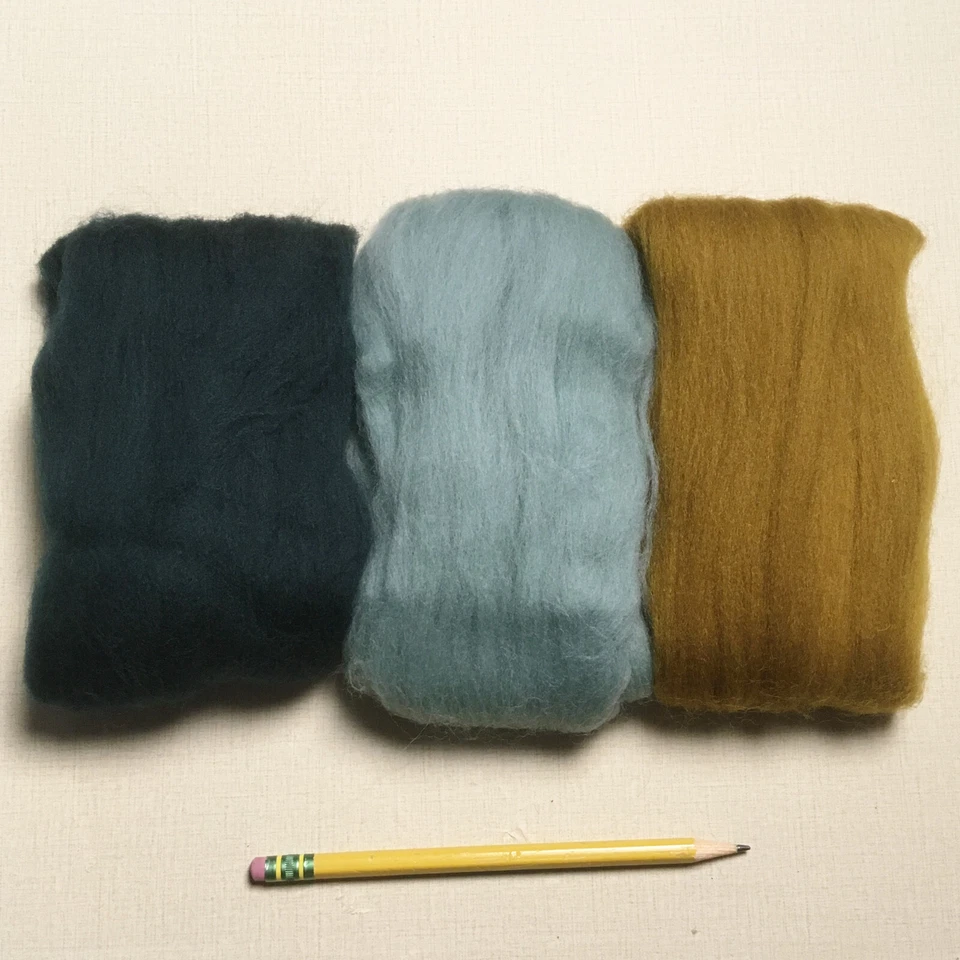 M01928 MOREZMORE Wool for Needle Felting 3 Color Pack DARK GREEN GREY BLUE OLIVE - Image 1 of 1