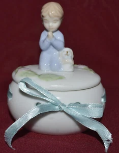 Kosmos Geschenke 10142 Porzellan inspirierend betend Junge Andenken Schmuckschatulle - Bild 1 von 3