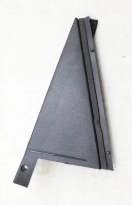 NUEVO OEM Ford Puerta Trasera Izquierda Esquina Moldura BE8Z58255A63AB Fiesta Hatchback 11-19 Foto 1 de 4