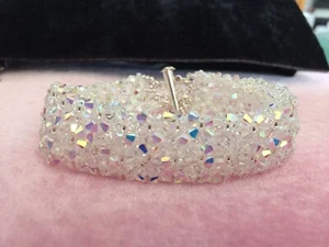 Elegantes handgenähtes Swarovski Kristall AB Armband - Bild 1 von 9