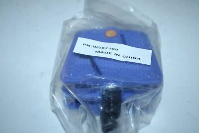 Junior Kids Bike Flat Surface Pedals Blue 9/16 Resin Reflectors Free US Shipping - Image 1 of 4