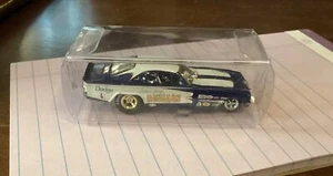 Dodge Charger Hawaiian Funny Car 69, escala 1/64 - Imagen 1 de 7