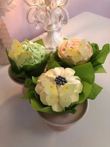 Light Yellow Edible Butterflies - Picture 1 of 1