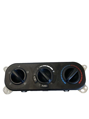 Chrysler Pt Cruiser Ac Climate Control Unit P55111879Aa Genuine 2.4 Petrol 2008 - Image 1 of 4