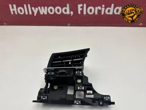 2020-2022 AUDI Q7 Q8 SQ7 SQ8 RSQ8 DASH LEFT DRIVER SIDE OUTER AIR VENT GRILLE OE - Picture 1 of 9