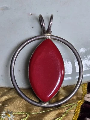  Colgante de piedras preciosas de coral rojo y negro de ley 925 (19,21 gramos) Foto 1 de 4