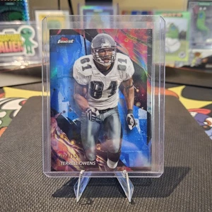 Terrell Owens - 2024 Topps Finest #145 (Uncommon) Blue Refractor Eagles /150 - Picture 1 of 3