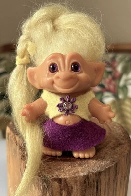 Muñeca Troll DAM Scandia Años 60 De Colección, Mohair Gasa Limón, Ojos Espirales Púrpura Foto 1 de 4