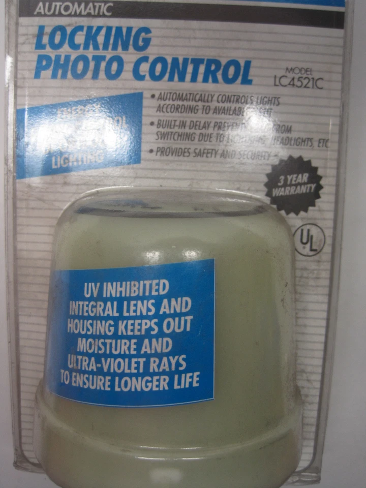 New Intermatic LC4521C Locking Photo Control  - Image 1 of 1