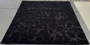 BLACK 6'-0" x 6'-0" Flaw in Rug, Reduced Price 1172769019 SOH515B-6SQ - Picture 1 of 4
