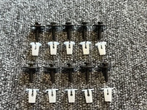 FIT FORD 10X Bumper Insert Bonnet Clips Grommet Expanding Nut Screw Body Parts - Picture 1 of 10