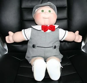 Cabbage Patch Kids Porcelain Doll Timothy David TD1 2 on back of head Signed - Foto 1 di 5