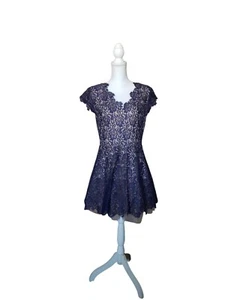 Nha bhanh 10 Navy Blue Lace Overlay Nude Cocktail Dress Fit & Flare Cap Sleeve - Picture 1 of 10