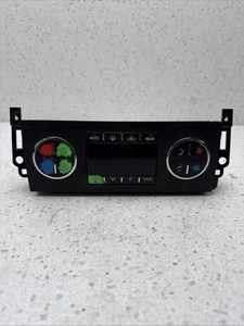 2012-2014 TAHOE SUBURBAN CLIMATE TEMPERATURE A/C HEATER CONTROL 20921712 OEM - Picture 1 of 15