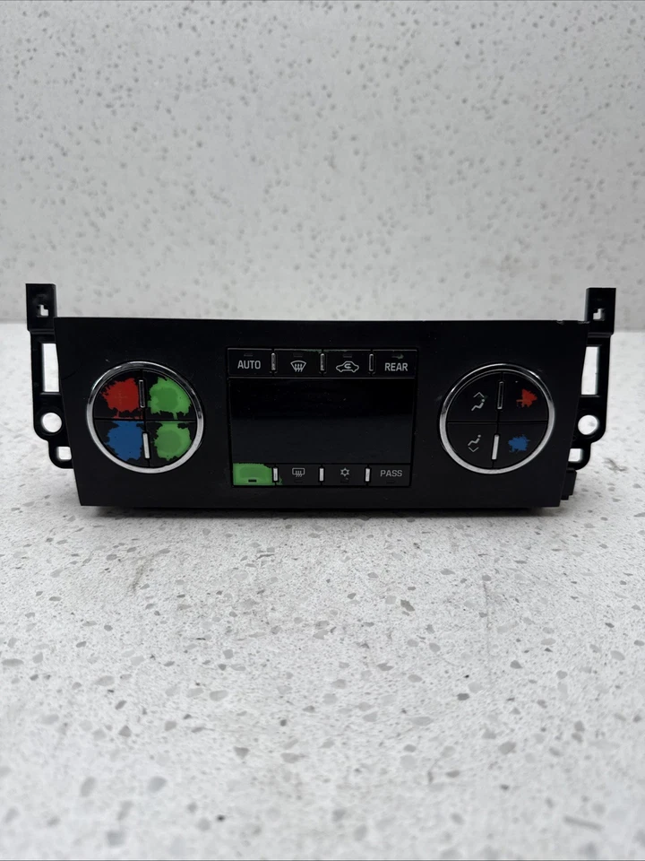2012-2014 TAHOE SUBURBAN CLIMATE TEMPERATURE A/C HEATER CONTROL 20921712 OEM - Image 1 of 4