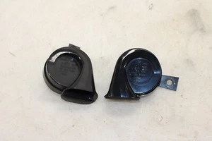 Infiniti Q60 G37 2008-2015 cupé bocina alta y baja conjunto OEM KM15 - Imagen 1 de 5