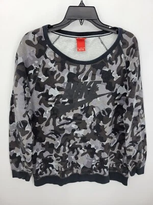 Sudadera Nike Mujer Gris Mediana Negra Camuflada Swoosh Logo Spellout Pullover Foto 1 de 4