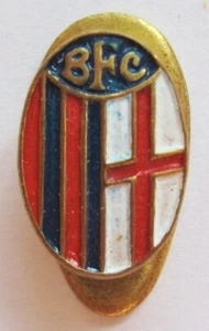 BOLOGNA Italy - Superb Vintage Buttonhole Football Pin Badge - Picture 1 of 2