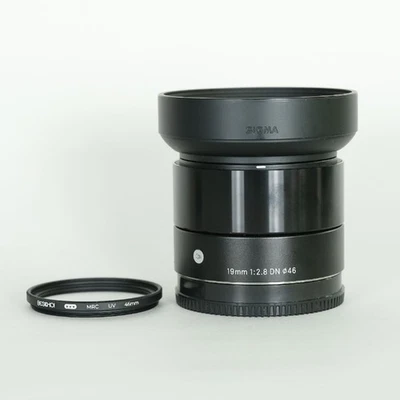 Sigma 19mm f/2.8 DN para Sony E negro buen estado con filtro Foto 1 de 4